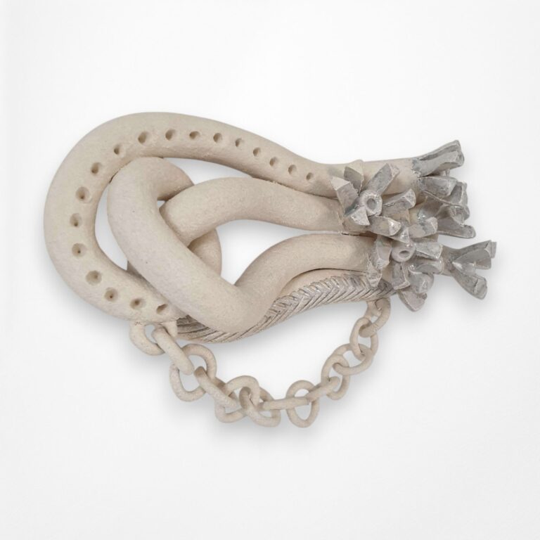 Danse silencieuse des attaches